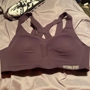 Victoria Secret Sports Bra